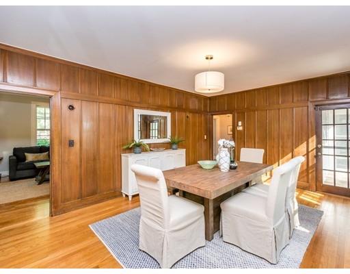 131 Bishopsgate Road Newton, MA 02459 - Photo 9 of 42