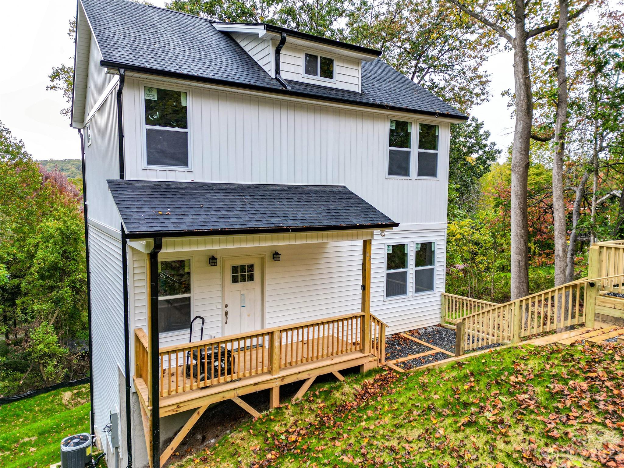 62 Naples Road Asheville, NC 28804 - Photo 1 of 33 Gallery Image 1