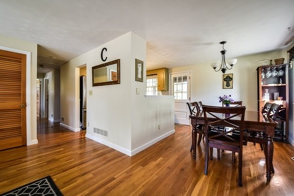 95 Roundtop Road Framingham, MA 01701 - Photo 7 of 30 Gallery Image 7