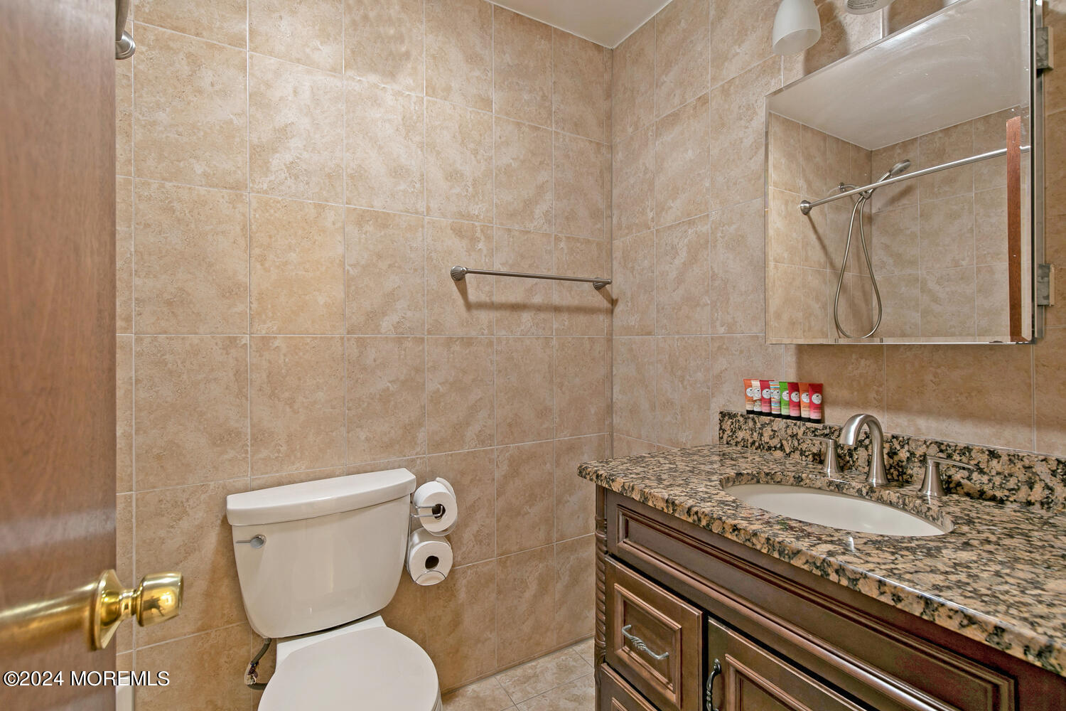 56 Crest Road Middletown, NJ 07748 - Photo 15 of 25 56 Crest Rd Middletown-large-024-014-1F8