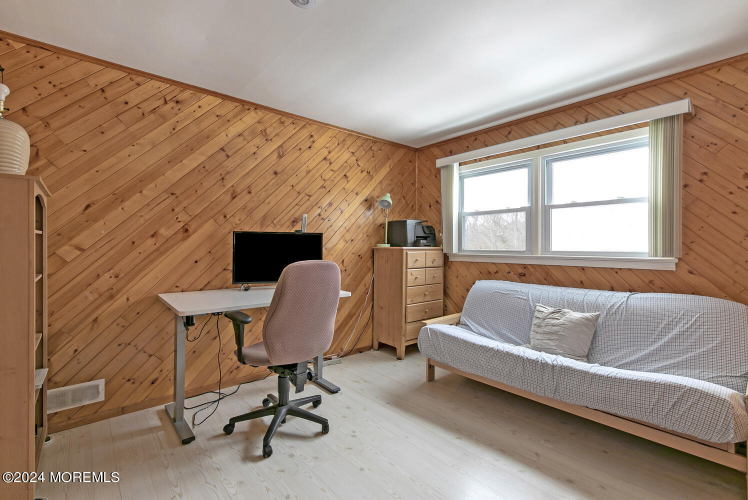 56 Crest Road Middletown, NJ 07748 - Photo 20 of 25 56 Crest Rd Middletown-large-030-020-1F8