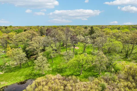 $549,900 | 27942 West Flynn Creek Drive, Barrington, IL 60010