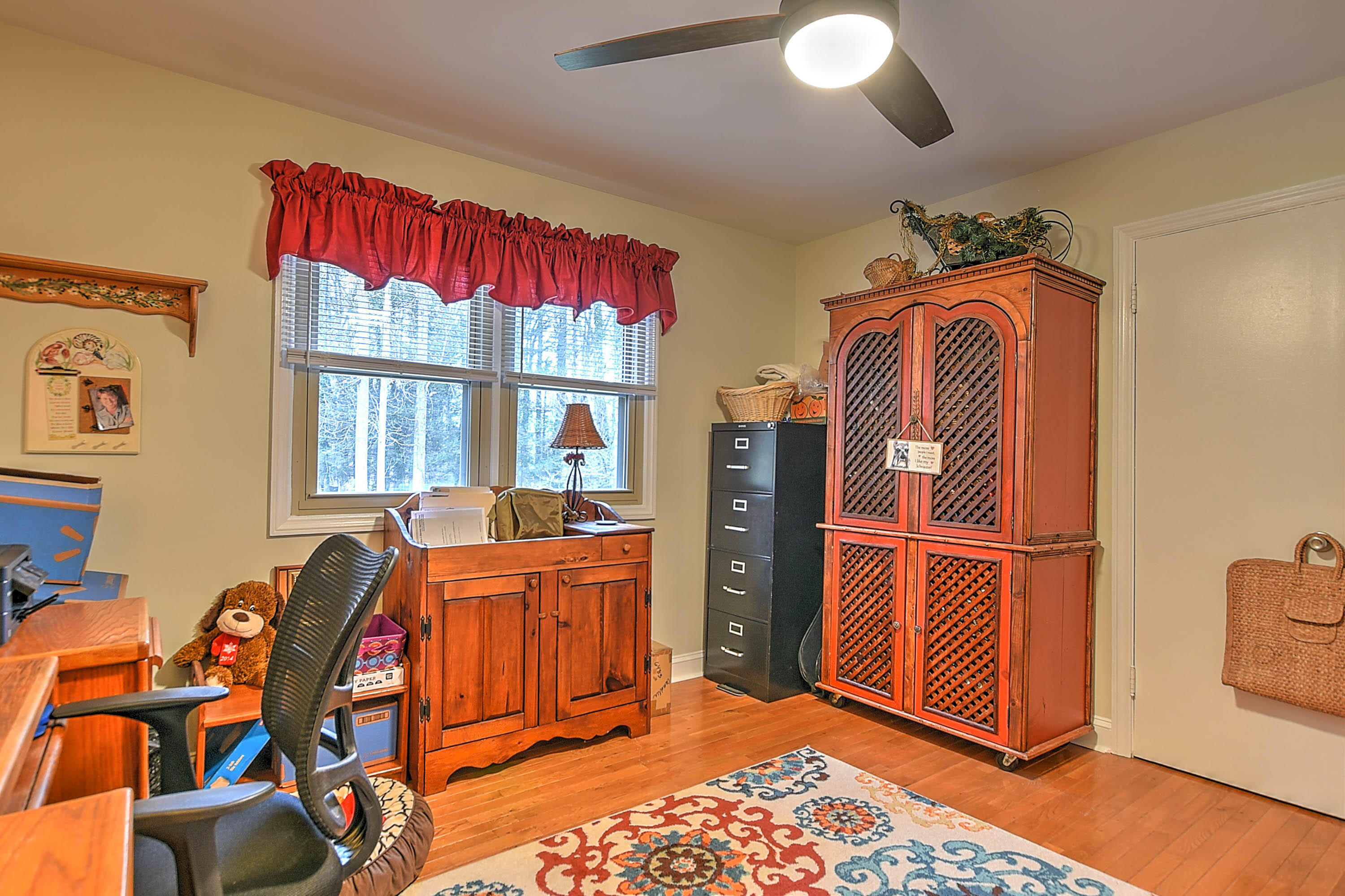 105 Robin Road Bristol, TN 37620 - Photo 16 of 37 Forest Dr-17