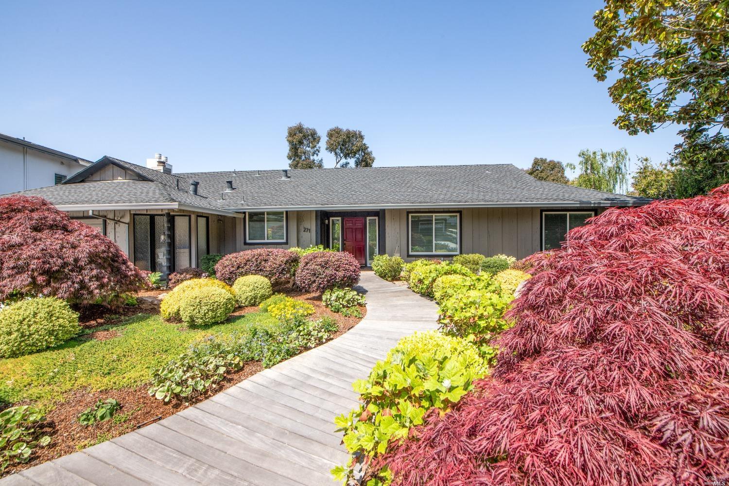 271 Riviera Drive San Rafael, CA 94901 - Photo 1 of 1 Gallery Image 1