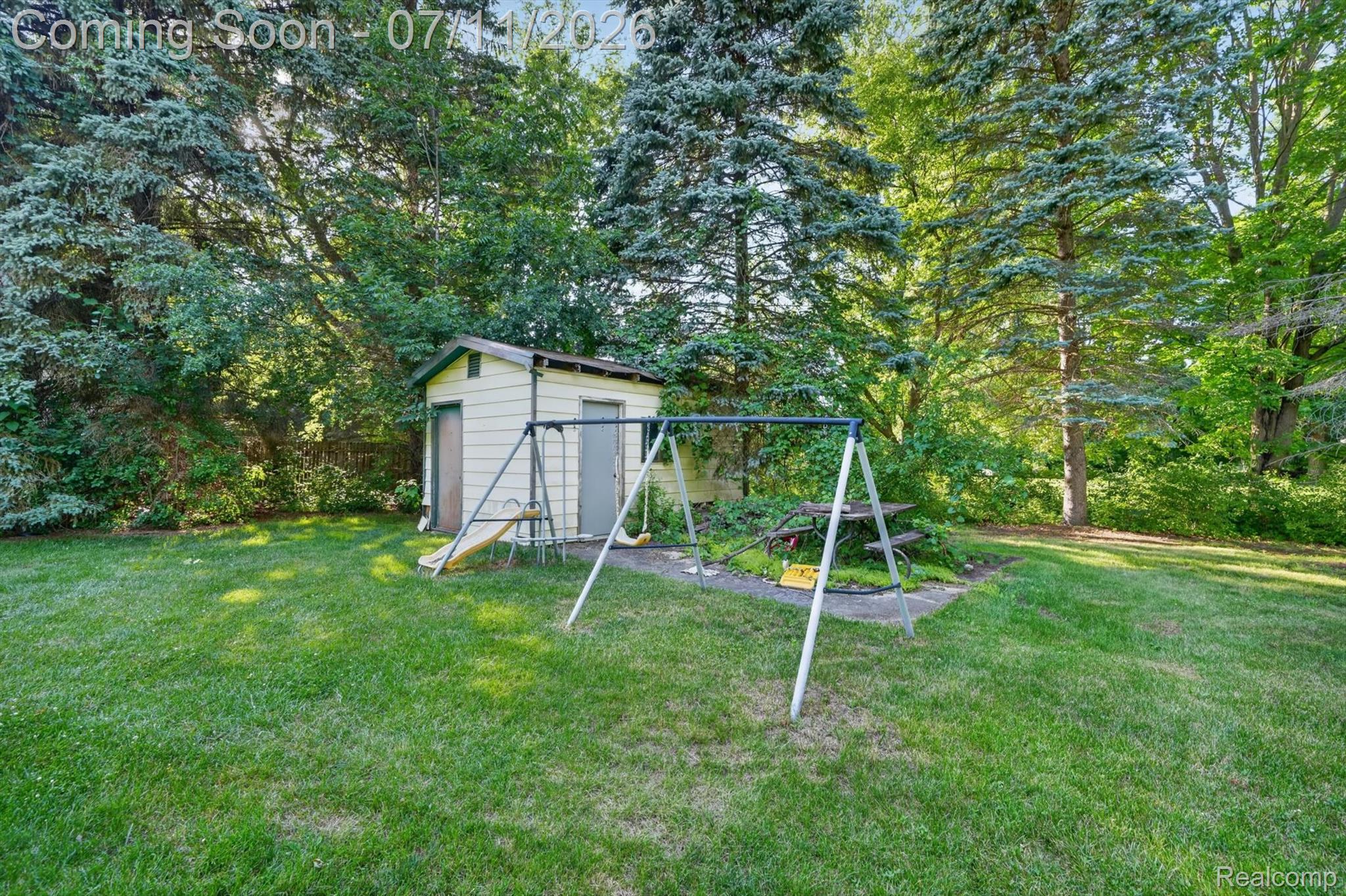 4430 North Center Road Flint, MI 48506 - Photo 42 of 49 40-4430-N-Center-Rd-WindowStill.jpg