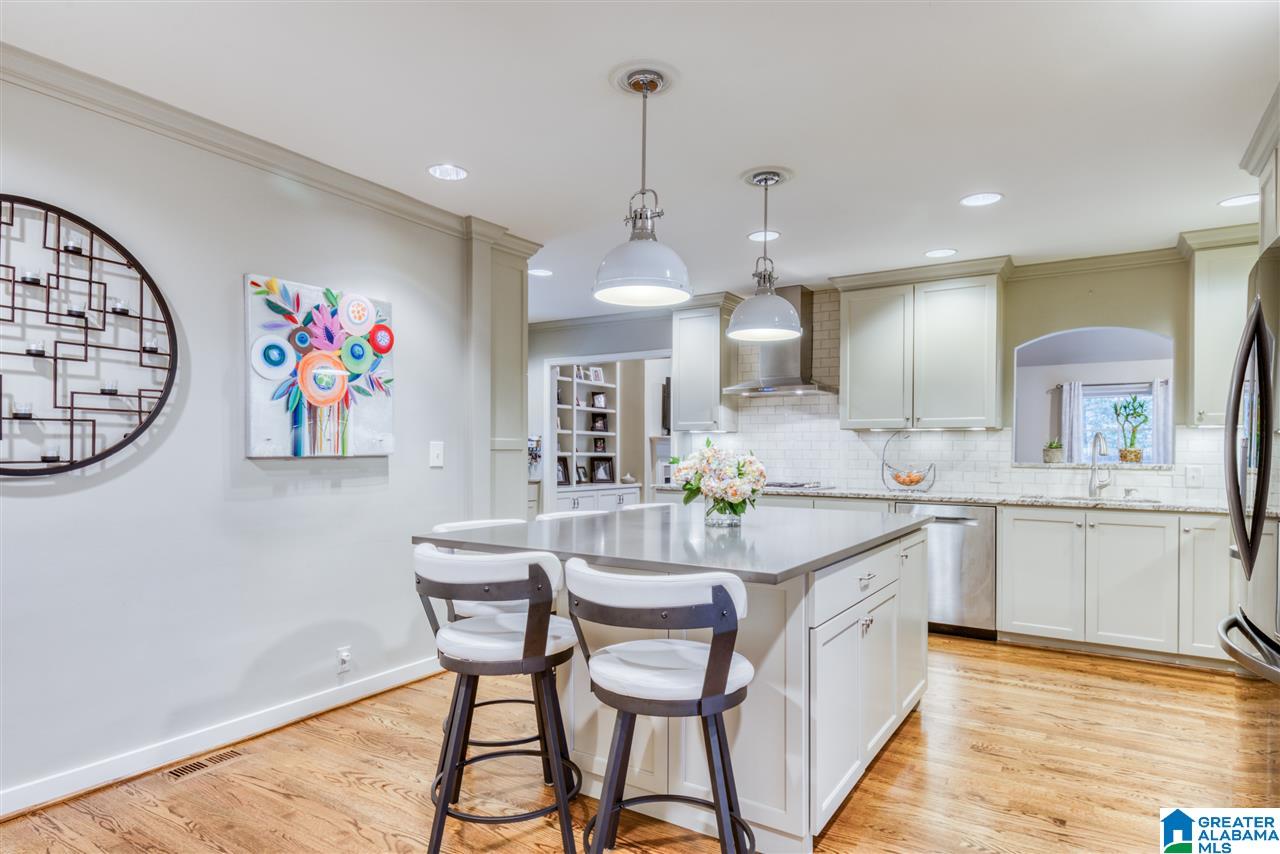 9 Spring Street Birmingham, AL 35213 - Photo 11 of 31