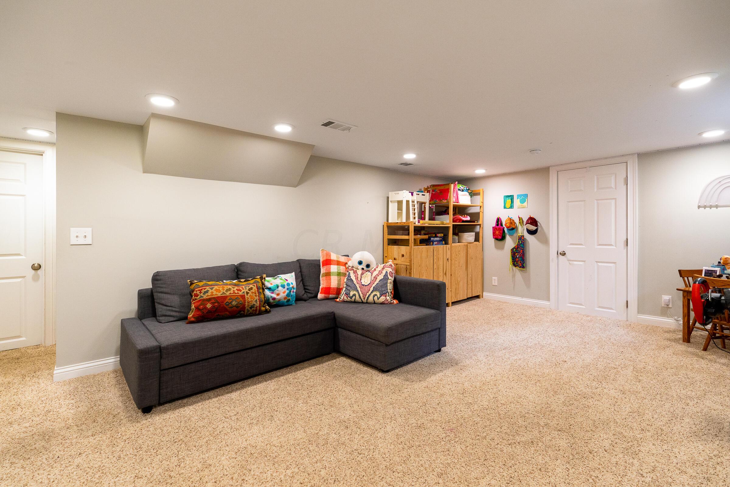 2511 Brandon Road Upper Arlington, OH 43221 - Photo 33 of 49 2511 Brandon Rd-10