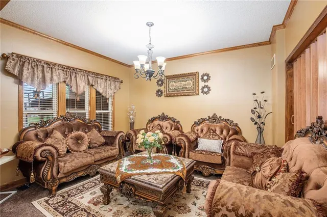 $428,000 | 4407 Southwest Briarbrook Drive, Lee's Summit, MO 64082