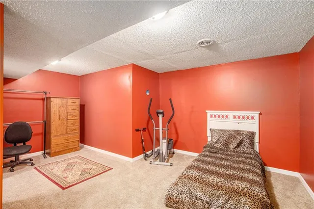 $428,000 | 4407 Southwest Briarbrook Drive, Lee's Summit, MO 64082