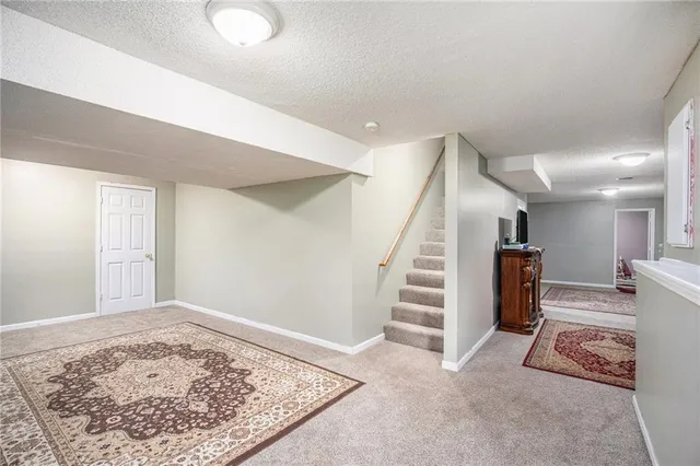 $428,000 | 4407 Southwest Briarbrook Drive, Lee's Summit, MO 64082