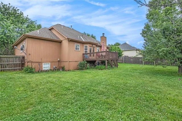 $428,000 | 4407 Southwest Briarbrook Drive, Lee's Summit, MO 64082