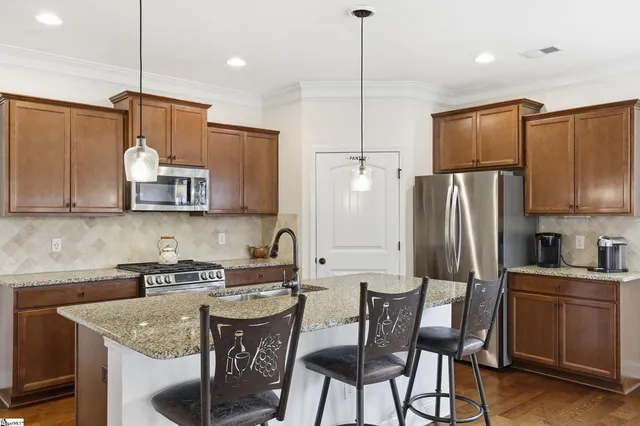 $350,000 | 717 Arnica Drive, Duncan, SC 29334