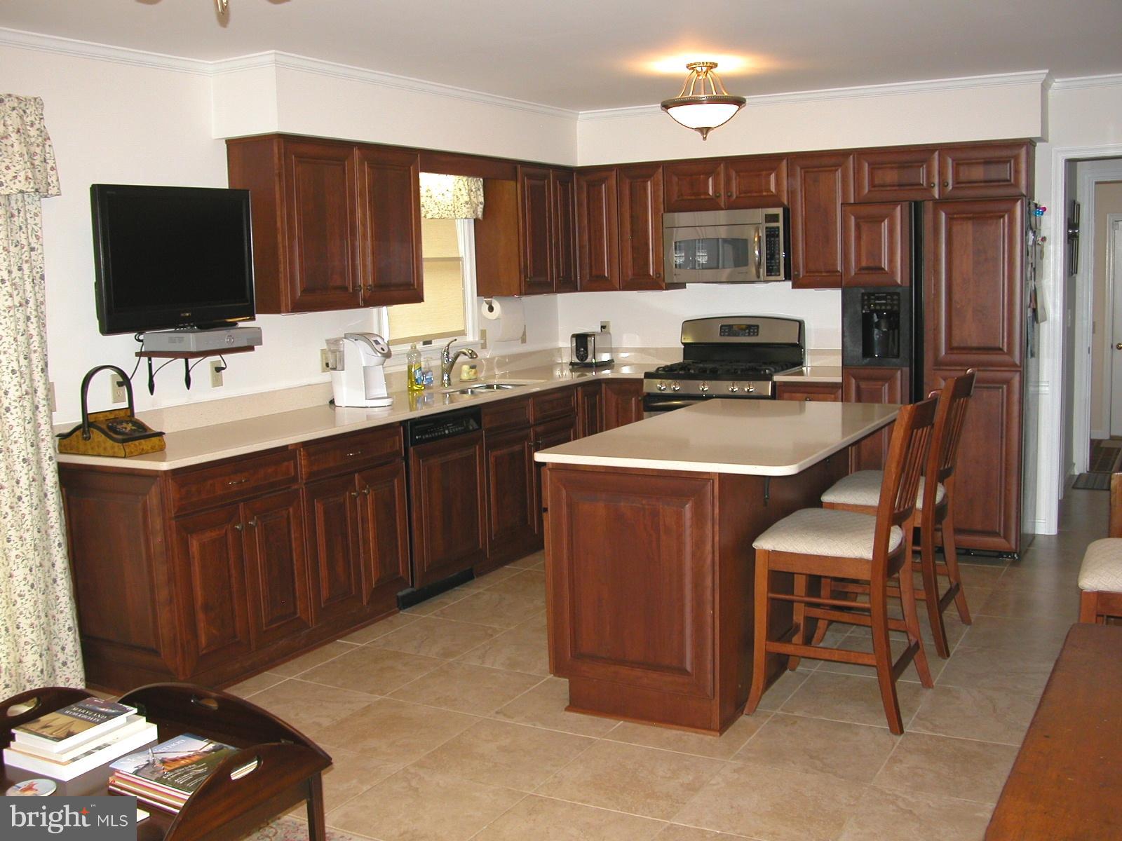 8111 Church Neck Road St. Michaels, MD 21663 - Photo 10 of 30 Kitchen: Cherry cabinets and ceramic tile floor