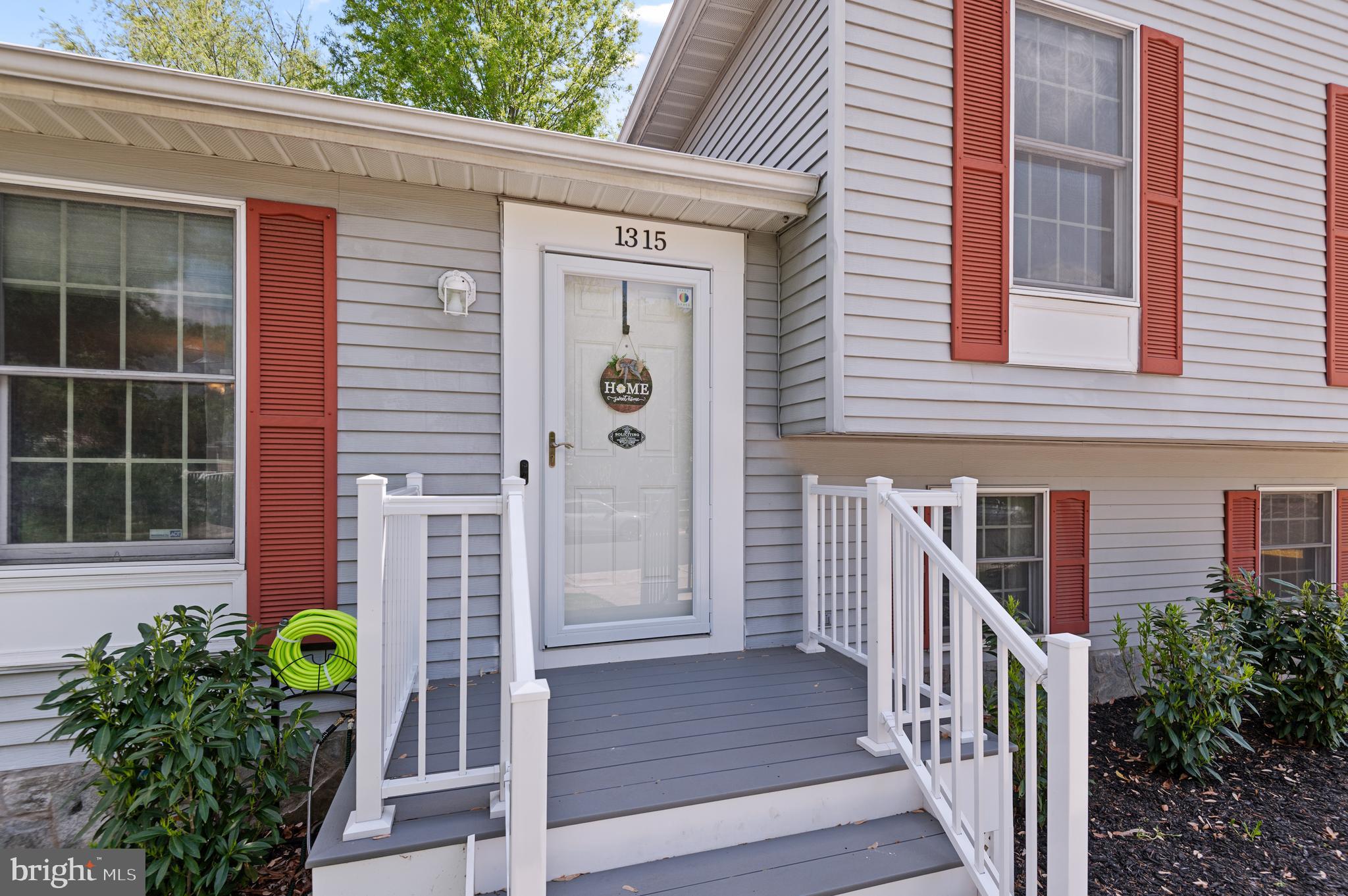 1315 Somerset Road Severn, MD 21144 - Photo 4 of 37