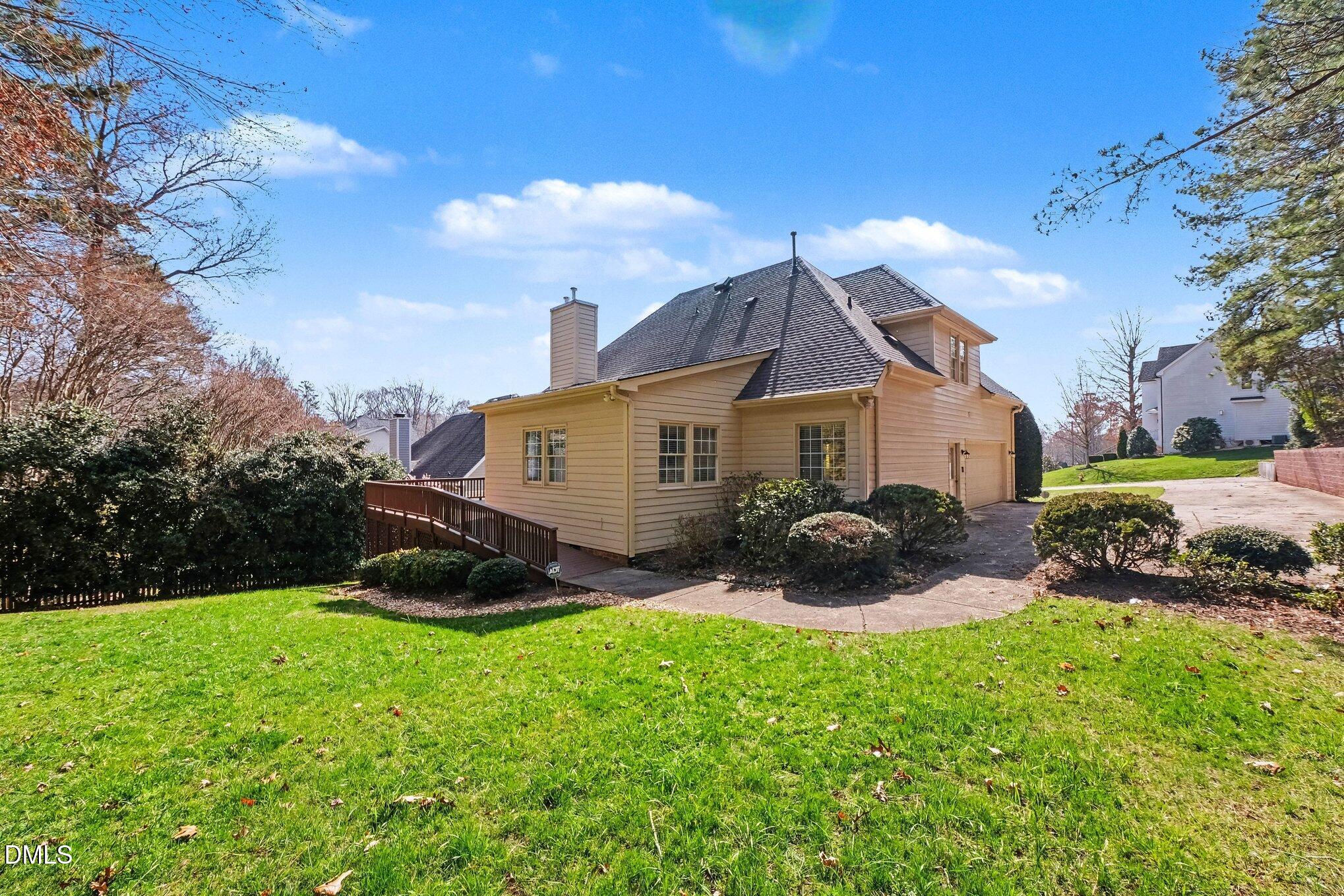 1900 Small Court Raleigh, NC 27612 - Photo 23 of 31 027_file_2827