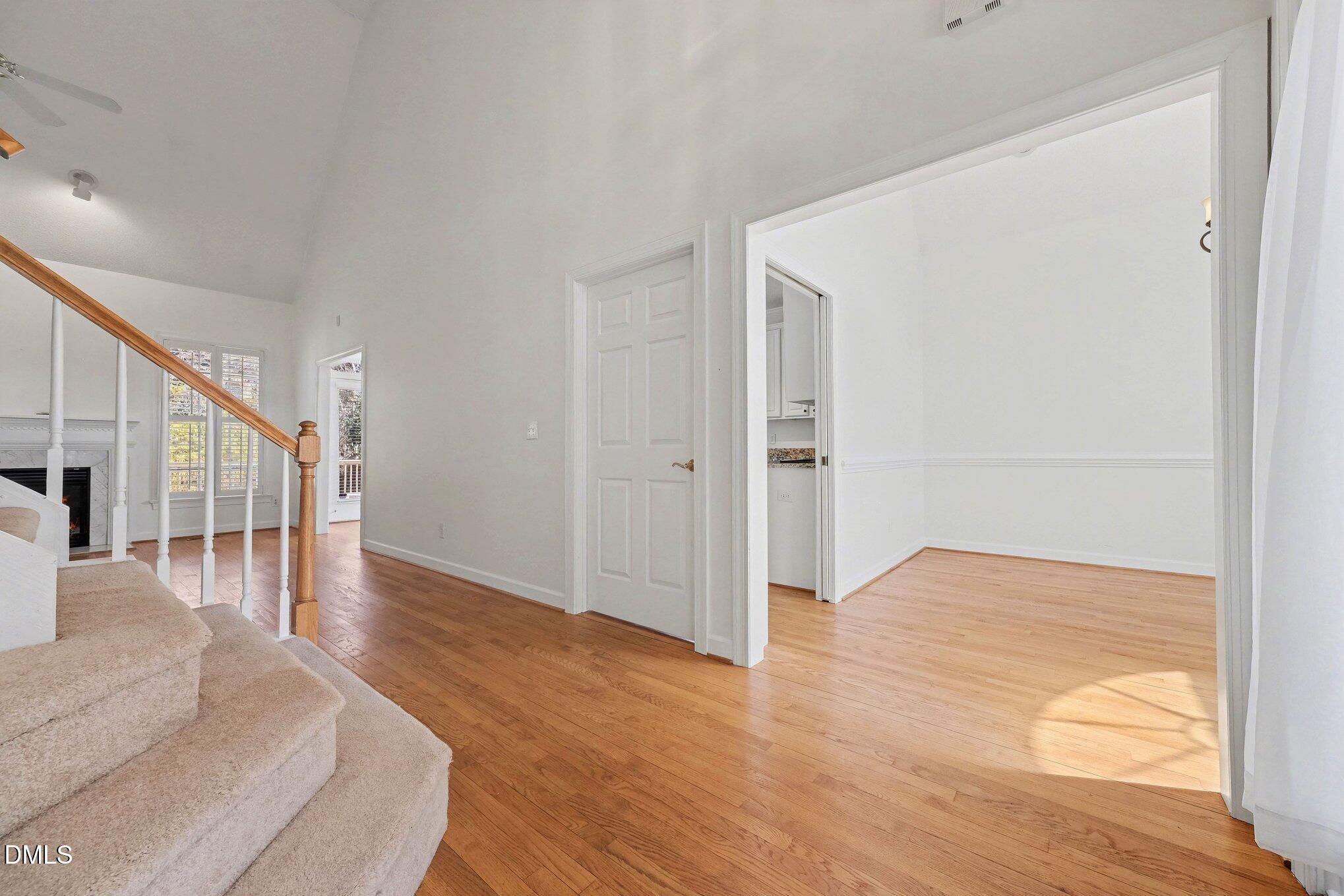 1900 Small Court Raleigh, NC 27612 - Photo 5 of 31 005_file_6799