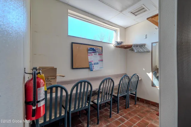 $2,000 | 270 Broadway, Whitehall, NY 12887