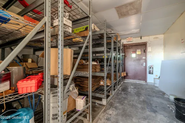 $2,000 | 270 Broadway, Whitehall, NY 12887