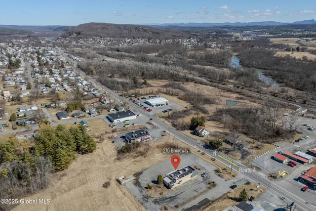 $2,000 | 270 Broadway, Whitehall, NY 12887