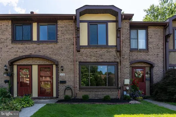 $2,700 | 3458 Norwood Place, Holland, PA 18966