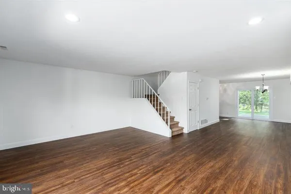 $2,700 | 3458 Norwood Place, Holland, PA 18966
