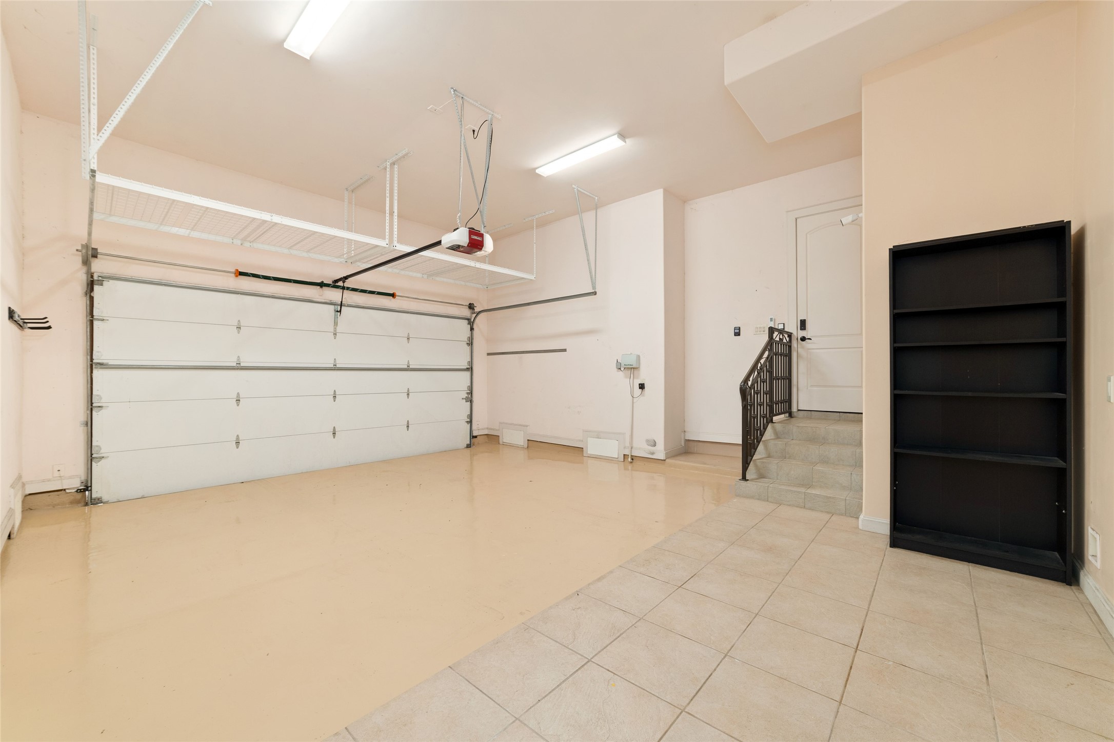 4102 Gramercy Street Houston, TX 77025 - Photo 35 of 35 a view of an empty room