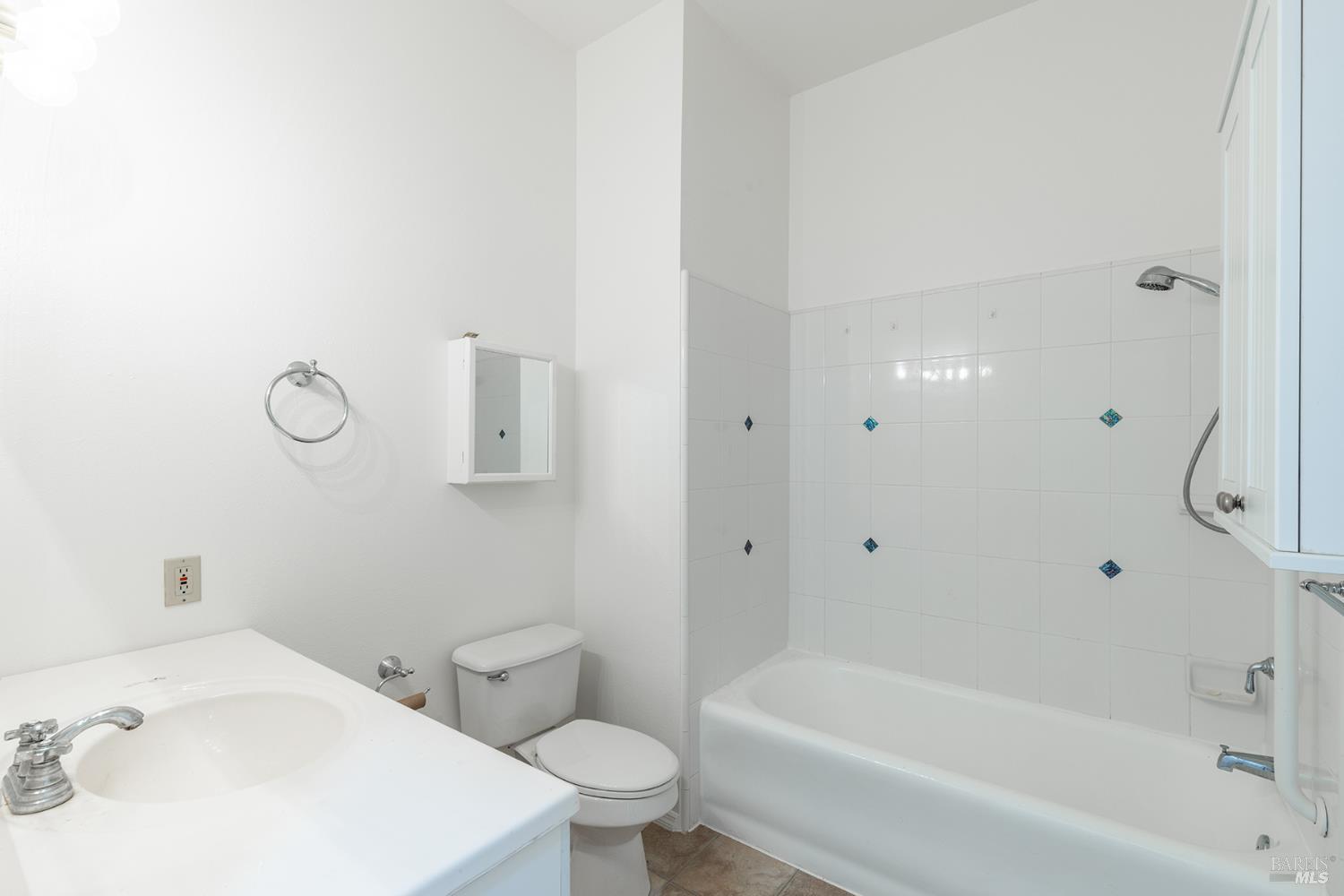 411 Walten Way Windsor, CA 95492 - Photo 21 of 29