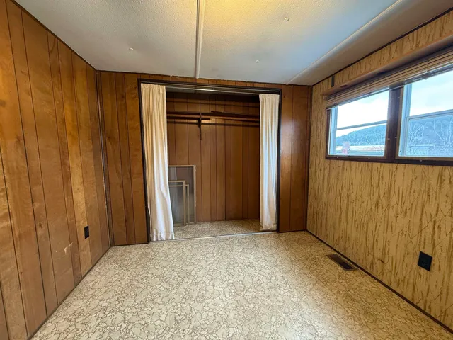 $99,950 | 30 Mountain Avenue, St. Johnsbury, VT 05819