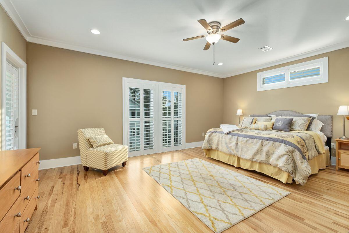 20 Sawgrass Lane Santa Rosa Beach, FL 32459 - Photo 11 of 25 a spacious bedroom with a bed and a couch