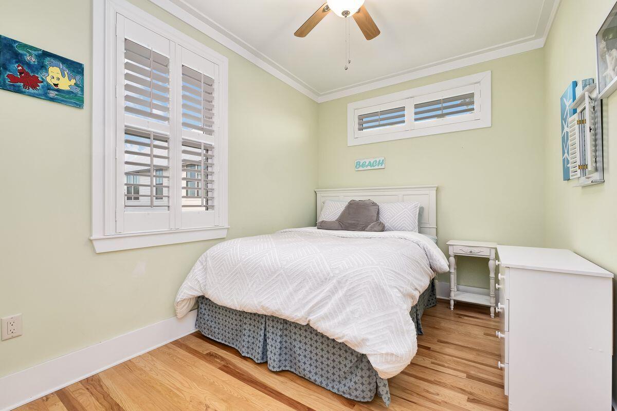 20 Sawgrass Lane Santa Rosa Beach, FL 32459 - Photo 18 of 25 a bedroom with a bed and a window