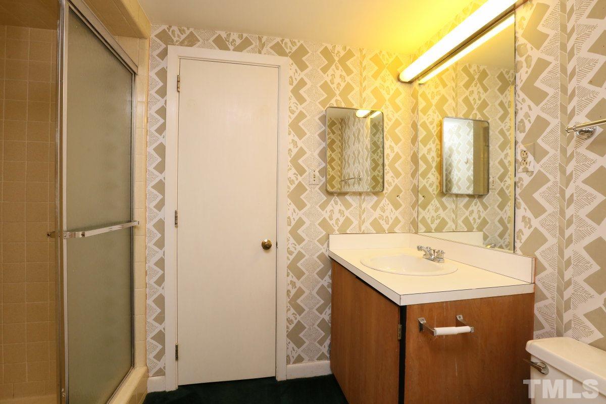 101 East Drewry Lane Raleigh, NC 27609 - Photo 17 of 25 Gallery Image 17