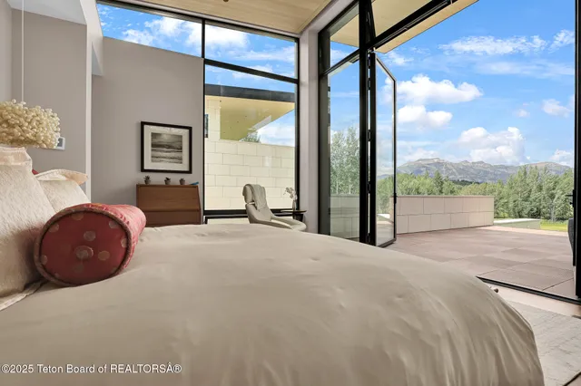 $25,495,000 | 200 North W Ridge Road, Jackson, WY 83001