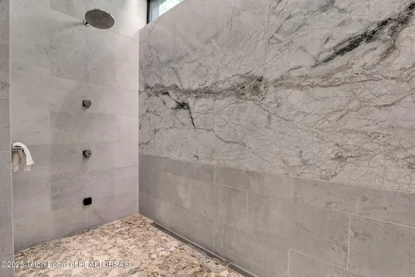 $25,495,000 | 200 North W Ridge Road, Jackson, WY 83001