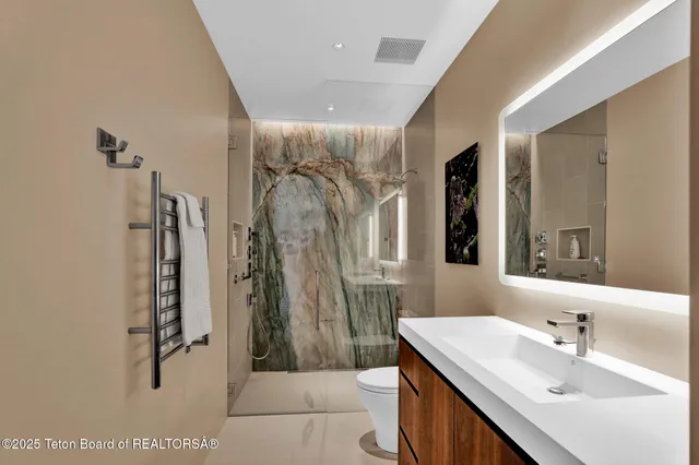 $25,495,000 | 200 North W Ridge Road, Jackson, WY 83001