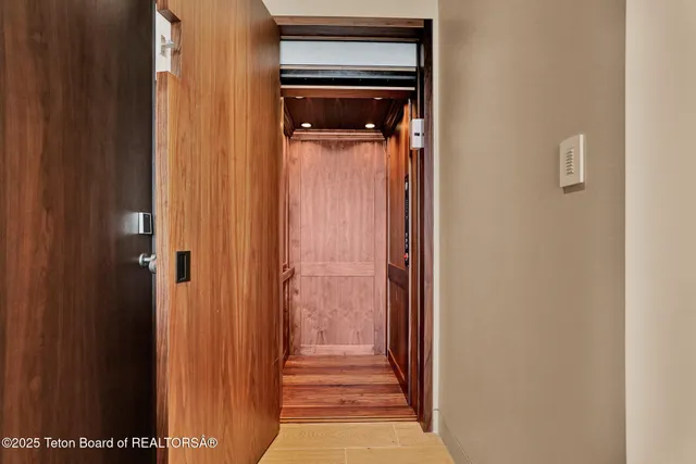 $25,495,000 | 200 North W Ridge Road, Jackson, WY 83001