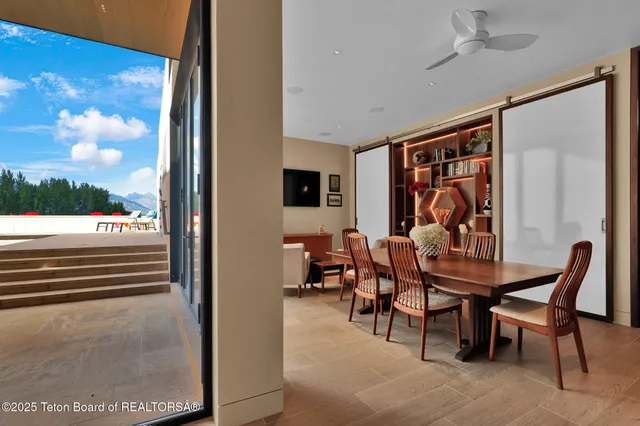 $25,495,000 | 200 North W Ridge Road, Jackson, WY 83001