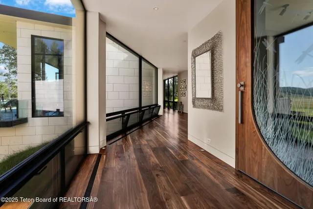 $25,495,000 | 200 North W Ridge Road, Jackson, WY 83001