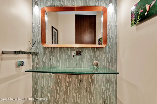 $25,495,000 | 200 North W Ridge Road, Jackson, WY 83001