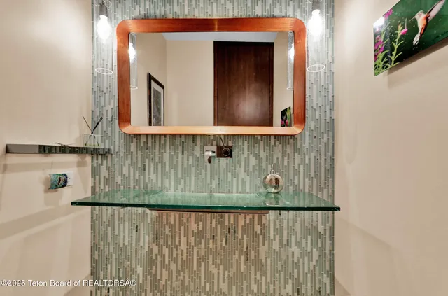 $25,495,000 | 200 North W Ridge Road, Jackson, WY 83001