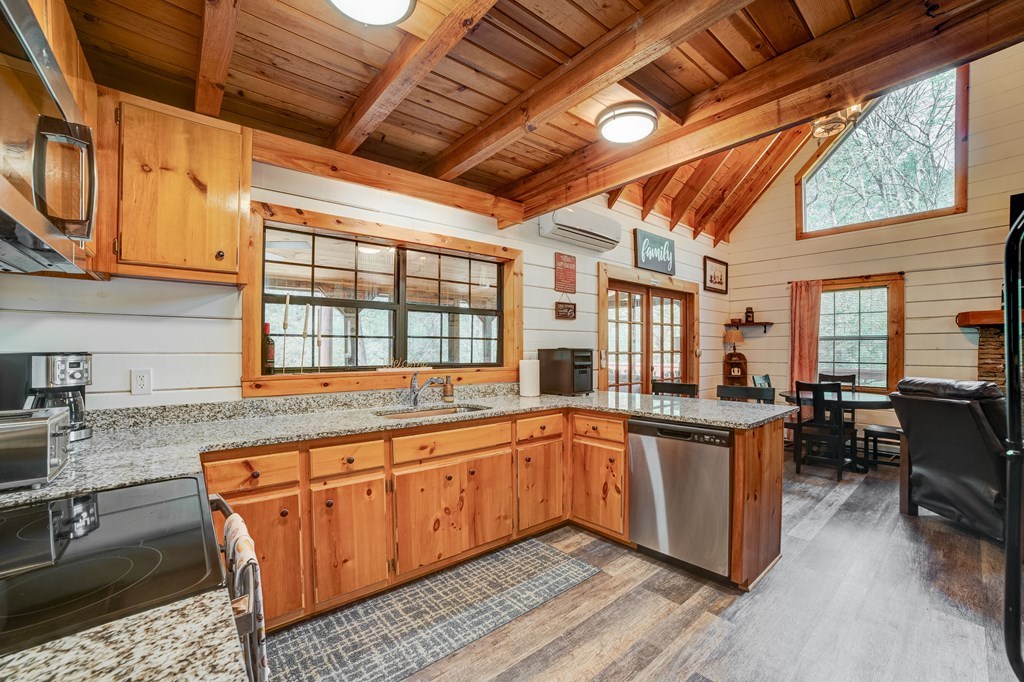 369 Trillium Road Suches, GA 30572 - Photo 8 of 31