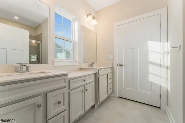 $639,000 | 58 Redwood Run, Port Murray, NJ 07865