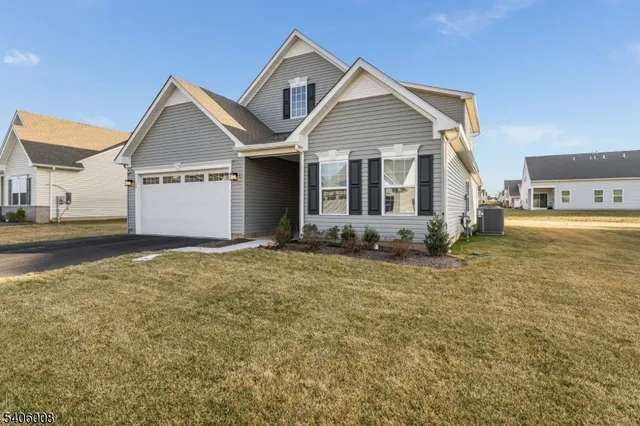 $639,000 | 58 Redwood Run, Port Murray, NJ 07865