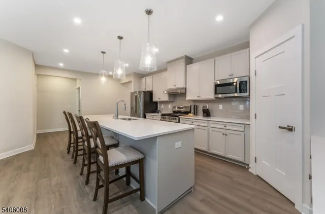 $639,000 | 58 Redwood Run, Port Murray, NJ 07865