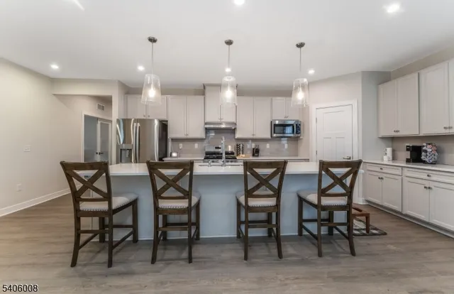 $639,000 | 58 Redwood Run, Port Murray, NJ 07865