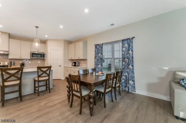 $639,000 | 58 Redwood Run, Port Murray, NJ 07865