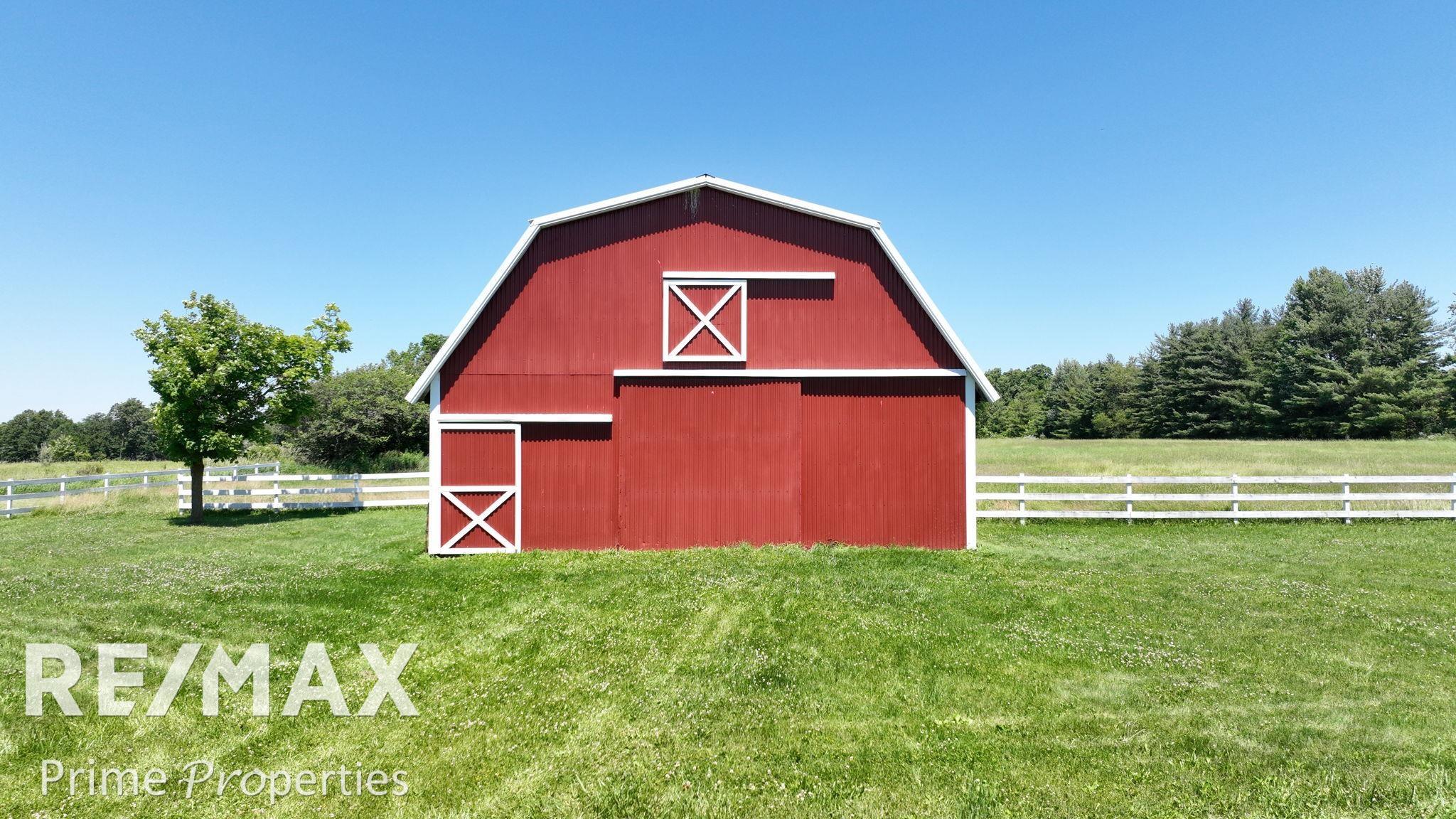 8366 Smith Road Gaines, MI 48436 - Photo 14 of 74