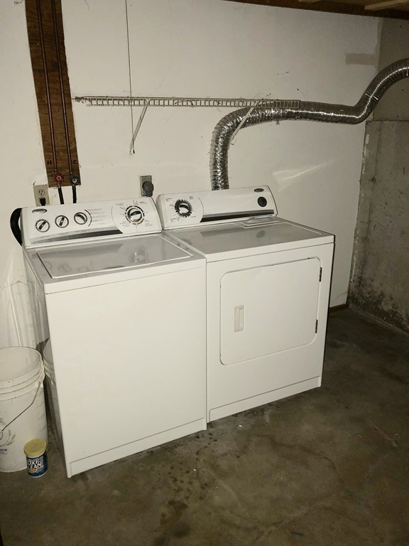 11 R Gamache Road, Unit 11R Derry, NH 03038 - Photo 17 of 20 a utility room with dryer and washer