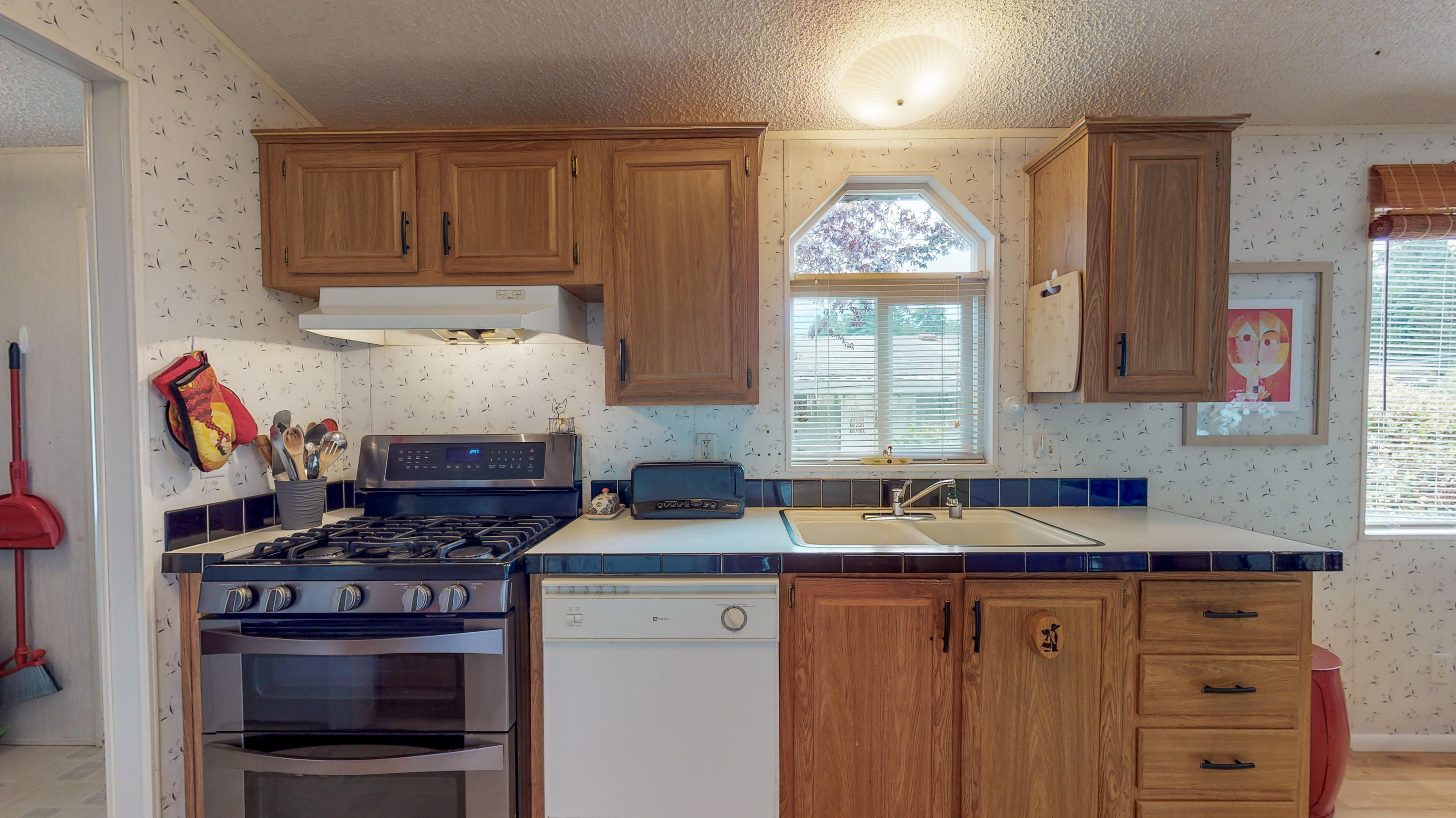 3656 Old Arcata Road, Unit 9 Eureka, CA 95503 - Photo 15 of 33