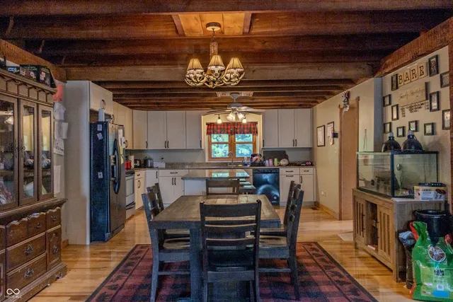 $500,000 | 6476 West Range Line Road, Greencastle, IN 46135