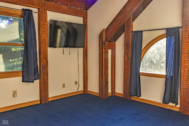 $500,000 | 6476 West Range Line Road, Greencastle, IN 46135